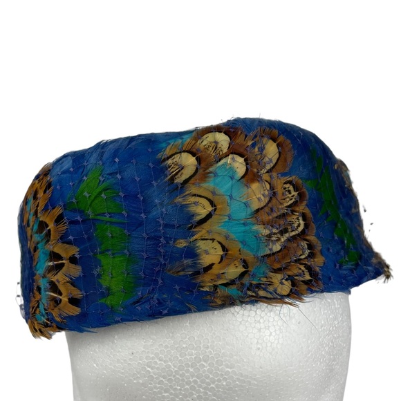 Vintage Marshall Fields 40s Pheasant Feather Ladies Elegant Event Pillbox Hat 46 - Picture 14 of 16